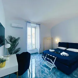  Apartment Luxury Blue House