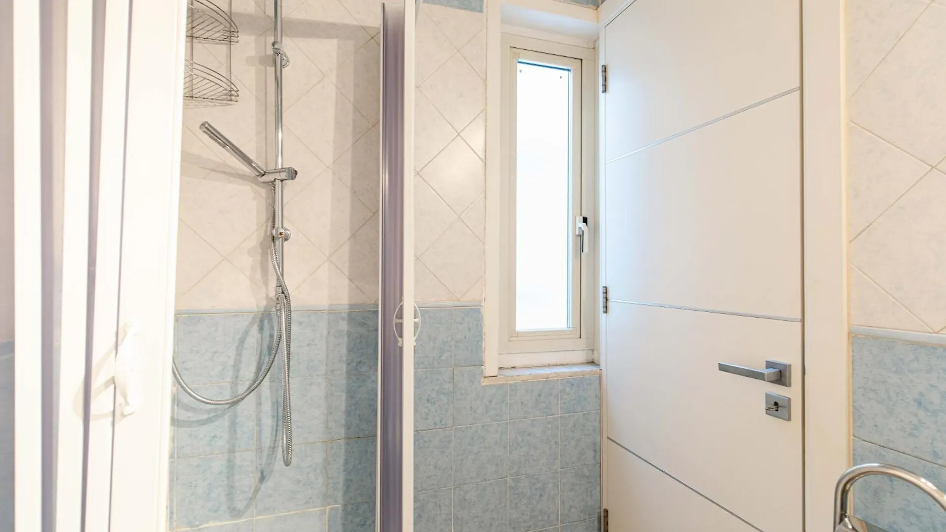 Apartment Da Nonna Lina Ai Quartieri Naples