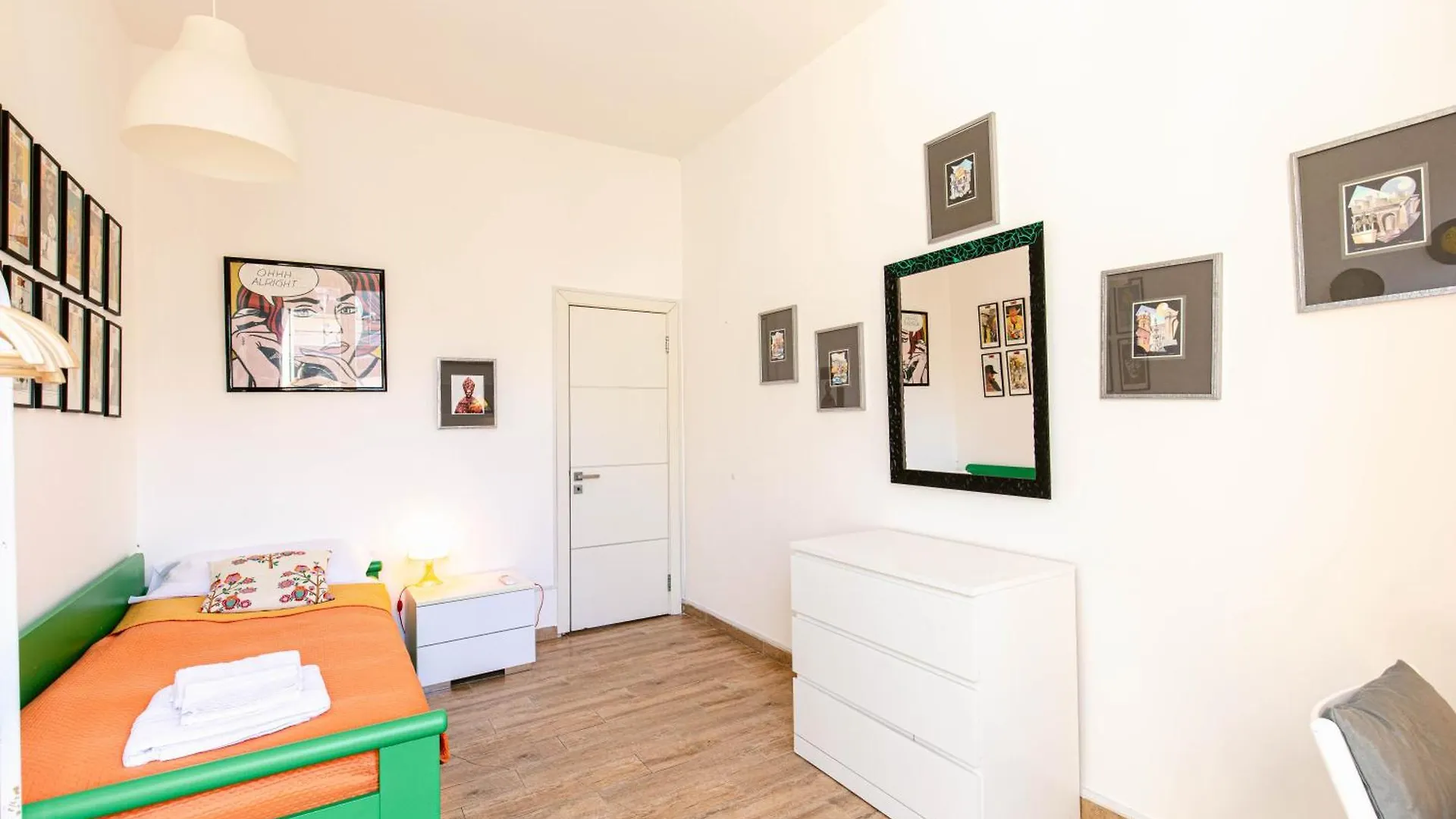 Da Nonna Lina Ai Quartieri Naples Apartment